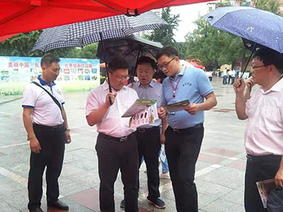 婁底市浩天環(huán)?？萍加邢薰?婁底危險廢物經(jīng)營,環(huán)保技術(shù)開發(fā)及咨詢推廣,環(huán)境設(shè)施建設(shè),危險廢物運(yùn)營管理