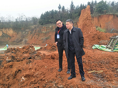 婁底市浩天環(huán)?？萍加邢薰?婁底危險廢物經(jīng)營,環(huán)保技術(shù)開發(fā)及咨詢推廣,環(huán)境設(shè)施建設(shè),危險廢物運(yùn)營管理